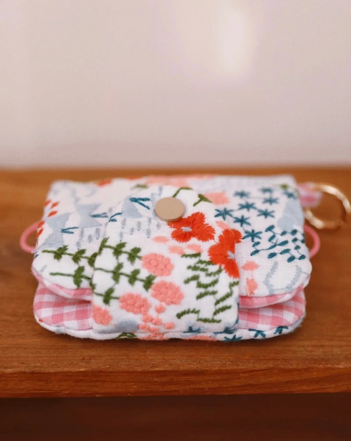Card pad pouch