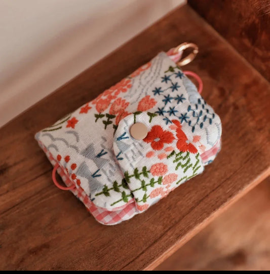 Card pad pouch