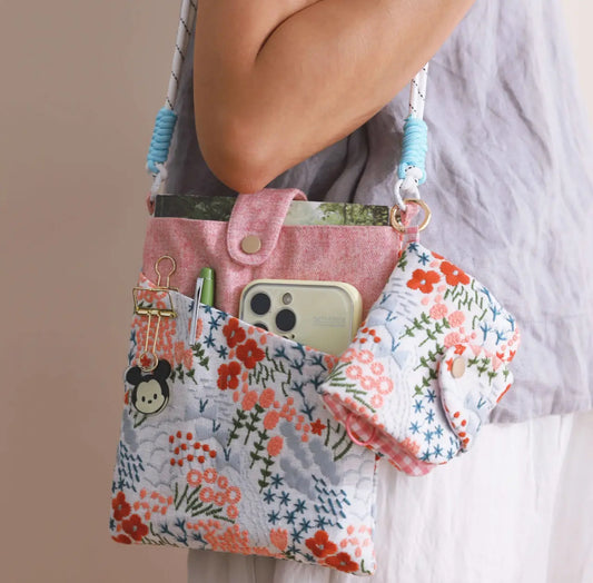 book pouch/sleeve removable strap