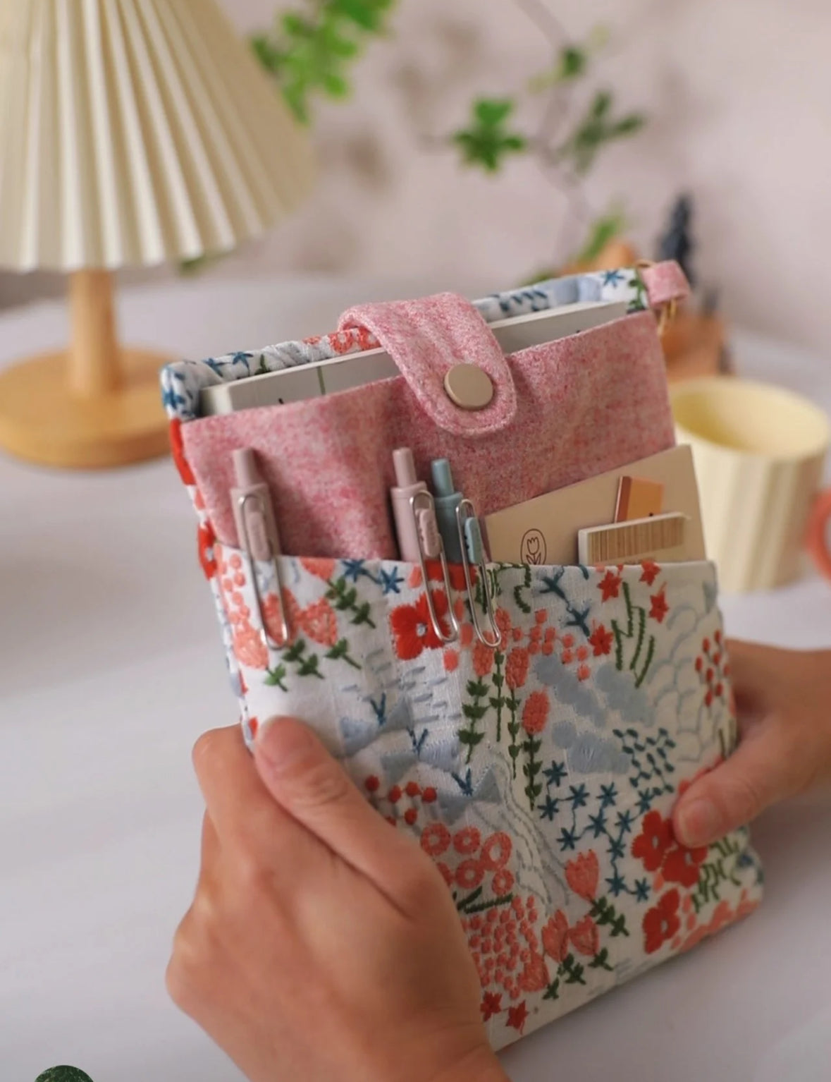 book pouch/sleeve removable strap