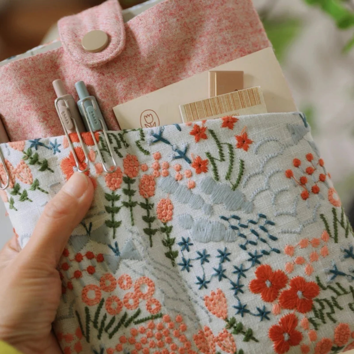 book pouch/sleeve removable strap